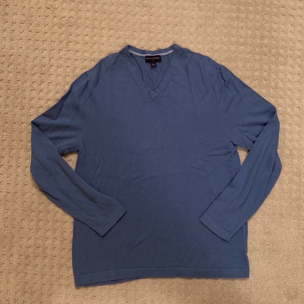 Banana republic v neck sweater